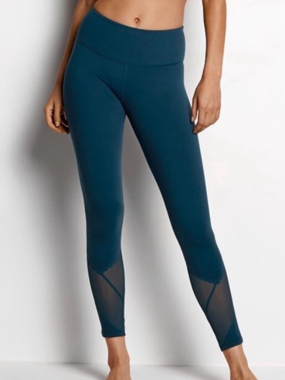 XS Knockout By Victoria Sport blue Tight w scallop mesh
